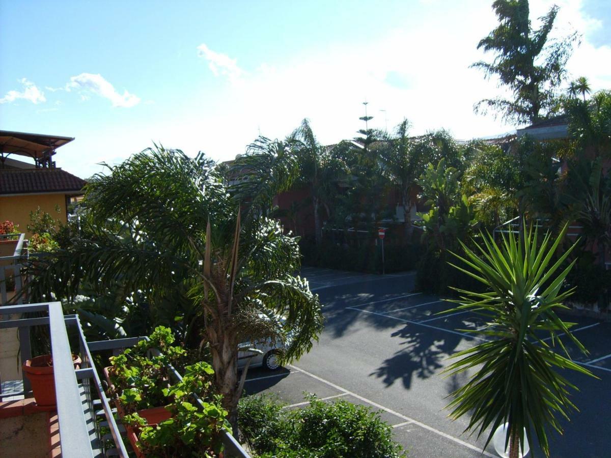 Casa Vacanze Trinacria Riposto Esterno foto